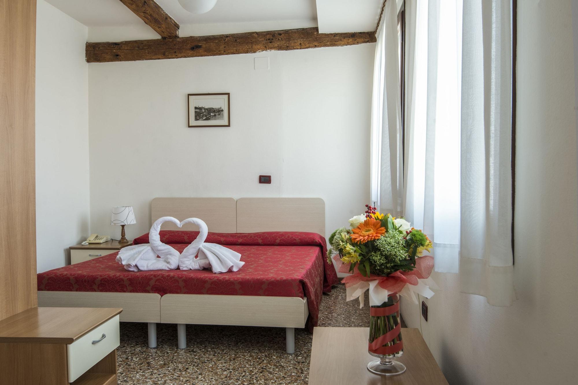 Casa Sant'Andrea Bed & Breakfast Венеция Екстериор снимка