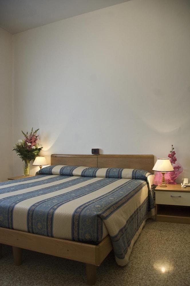 Casa Sant'Andrea Bed & Breakfast Венеция Екстериор снимка