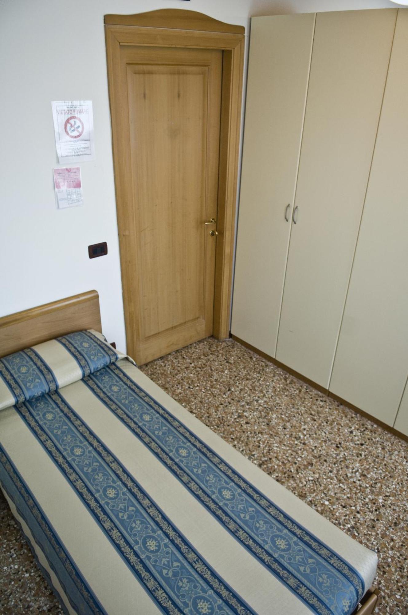 Casa Sant'Andrea Bed & Breakfast Венеция Екстериор снимка